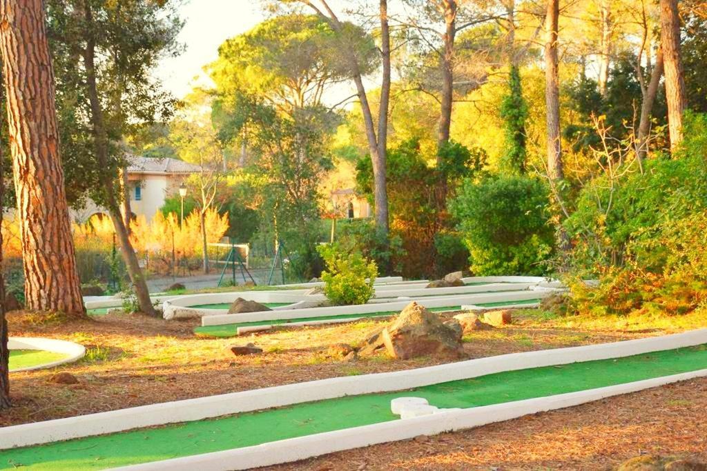 Residence Golfs De Valescure 9 Saint-Raphaël Esterno foto